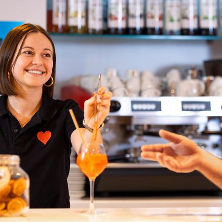 Hotel Ibis Lyon Est Chaponnay Zewnętrze zdjęcie